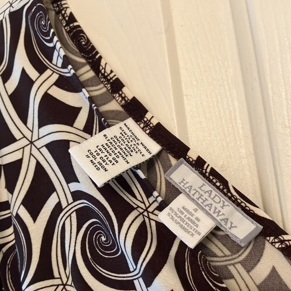 Lady Hathaway Brown Swirl Knot Front Dress Size 4 - Picture 3 of 4